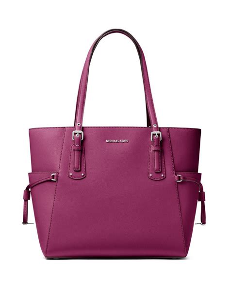 michael kors voyager east west crossgrain leather tote garnet|Michael Kors voyager tote merlot.